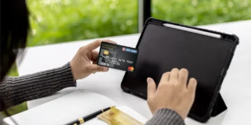 hdfc corporate credit card alternatives pricing review